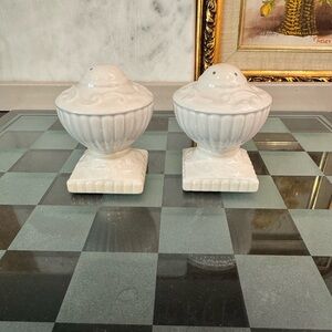 🕊️ Lenox Butler’s Pantry Salt & Pepper Shakers 🕊️